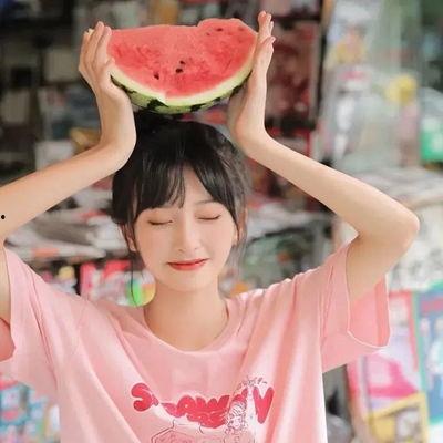 吃瓜女生高清图片,高清吃瓜女生图鉴