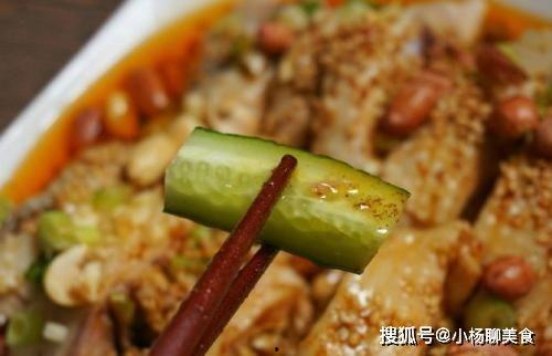 吃瓜吃鸡腿吃人,品味人生，尽享美味