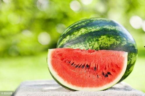 佐夕木豪吃瓜,揭秘娱乐圈的“吃瓜”达人