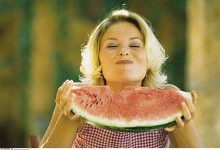 吃瓜讲解博主,揭秘网络红人的幕后生活与影响力