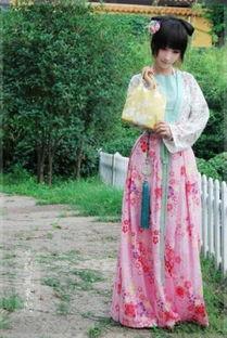 沈阳汉服吃瓜,一场穿越千年的时尚“吃瓜”之旅