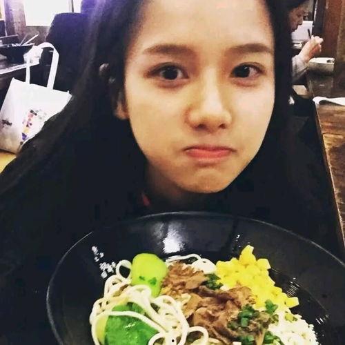 娱乐吃瓜酱工作头像