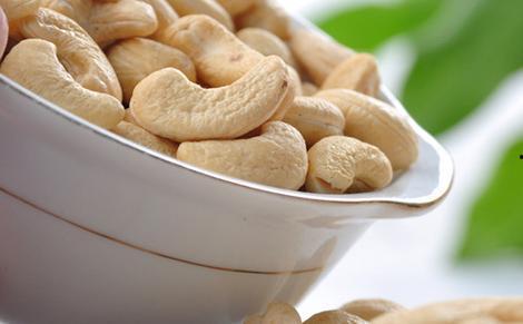 吃酉瓜有啥功效吃腰果,揭秘日常美食的神奇功效